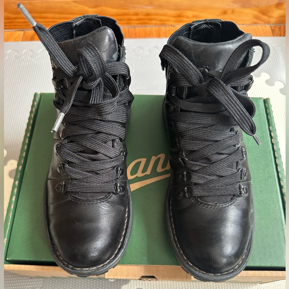 Danner Women’s Vertigo 917